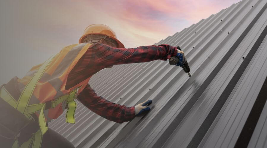 Professional gutter cleaning in Port Monmouth, NJ